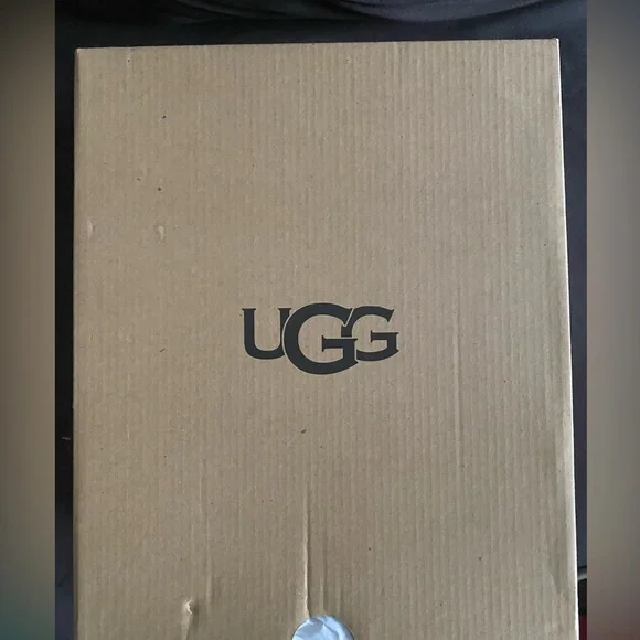 UGG JUNIPER GENUINE SHEARLING KNIT SHAFT BOOTS- TODDLER - Picture 3 of 6